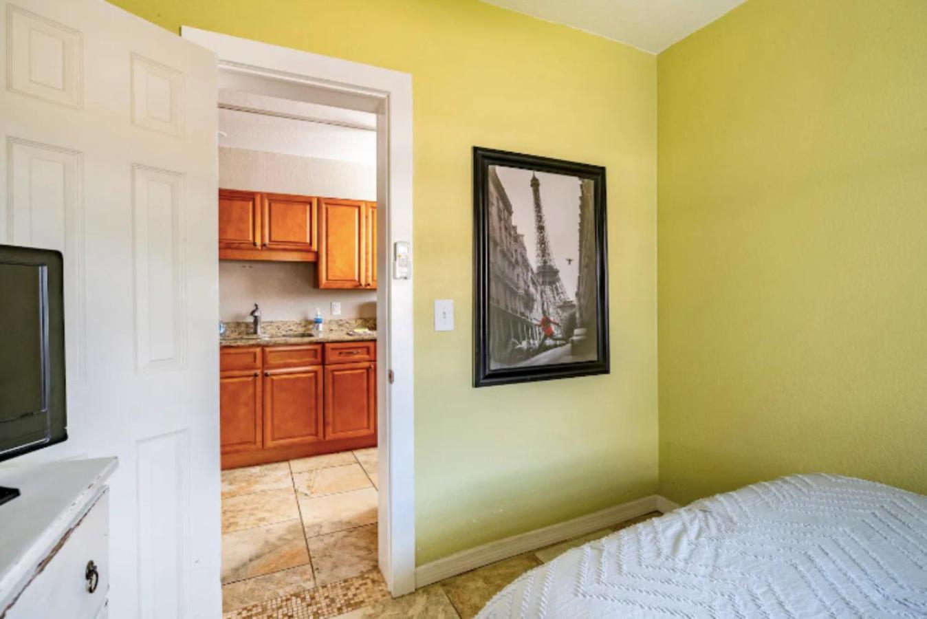 3-Bed Bungalow Walk To Historic Downtown Sanford Exterior photo