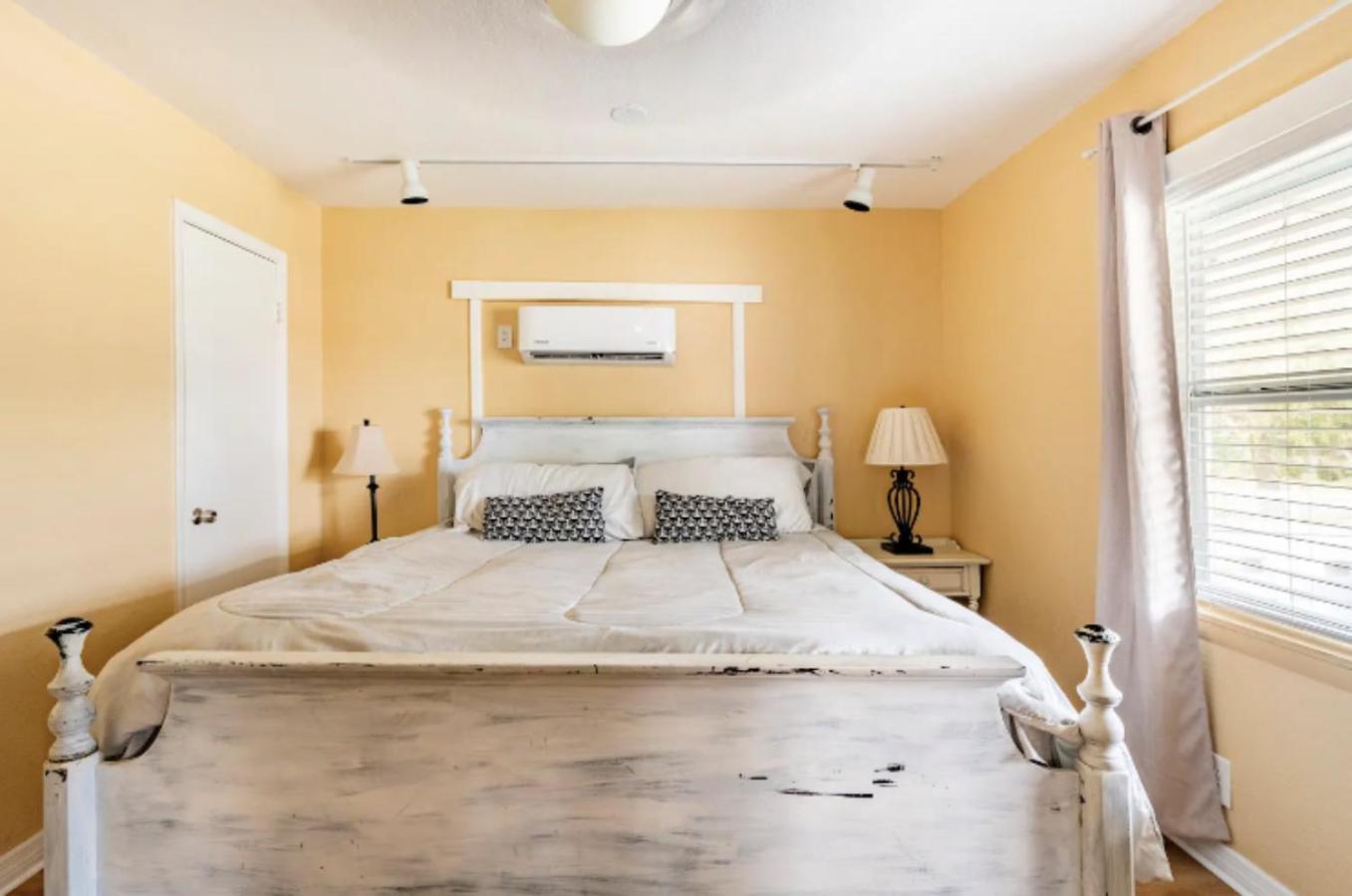 3-Bed Bungalow Walk To Historic Downtown Sanford Exterior photo